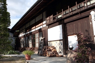 天下第一の桜 と称されている城下町 伊那市高遠町の古民家の未公開写真 安曇野 白馬別荘ライフ