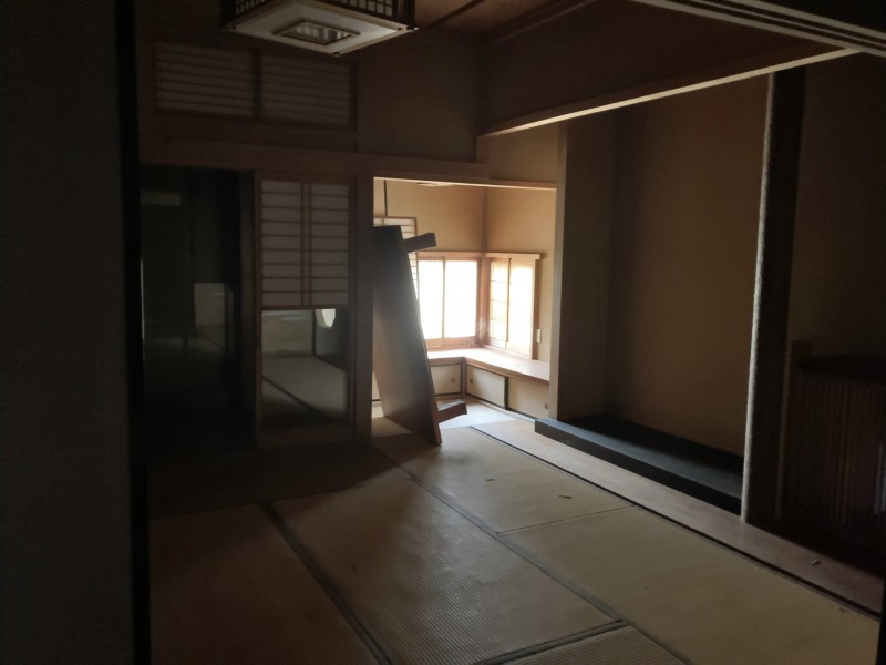 1階 8畳の和室