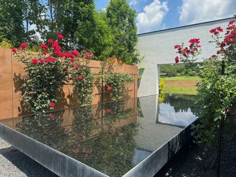 水鏡のある風景