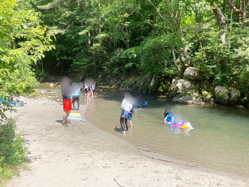 烏川渓谷緑地の水辺2