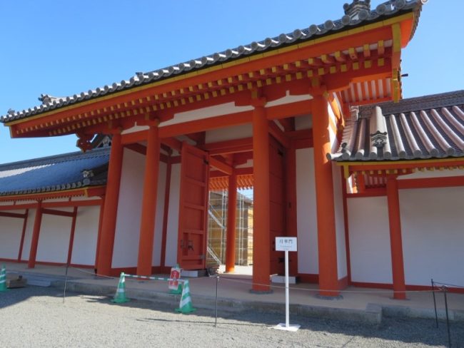 月華門