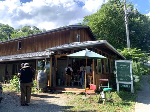 【北杜市・大泉町】素敵なお花屋さんで優雅なひと時を…八ヶ岳南麓にあるFlowers for Lena（フラワーズフォーレナ）へ