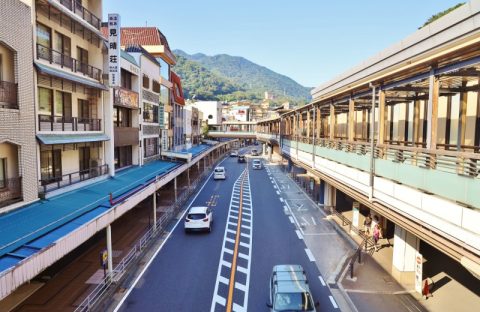 【神奈川県・箱根町】新宿から85分！都会からも近い自然豊かな町「箱根町」
