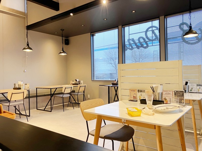 American diner B-Ponoの店内3