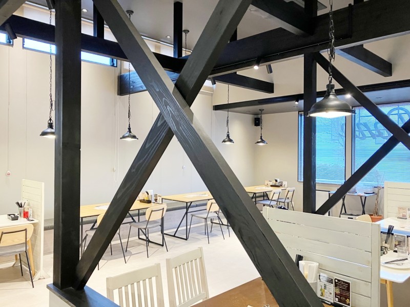 「American diner B-Pono」の店内