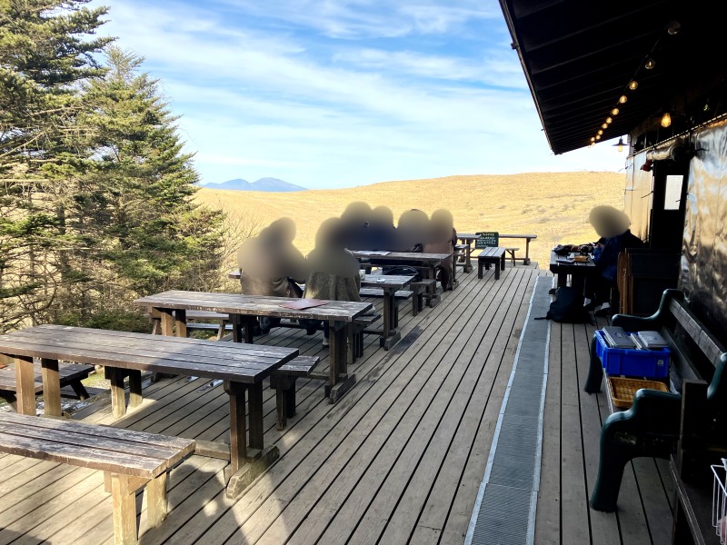 コロボックルヒュッテのテラス席
