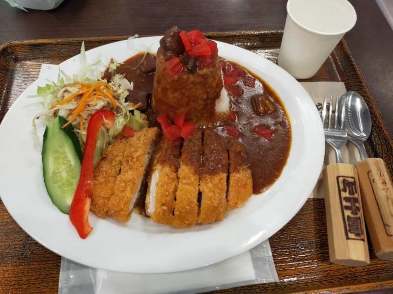 富士山噴火カツカレー