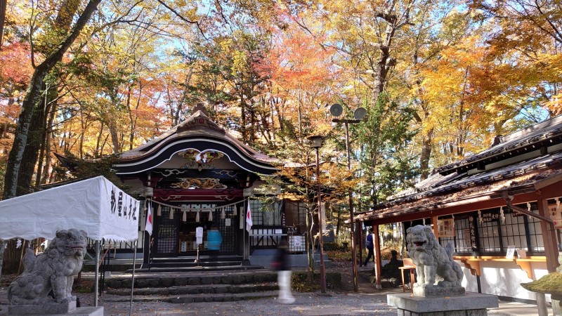 新屋山神社