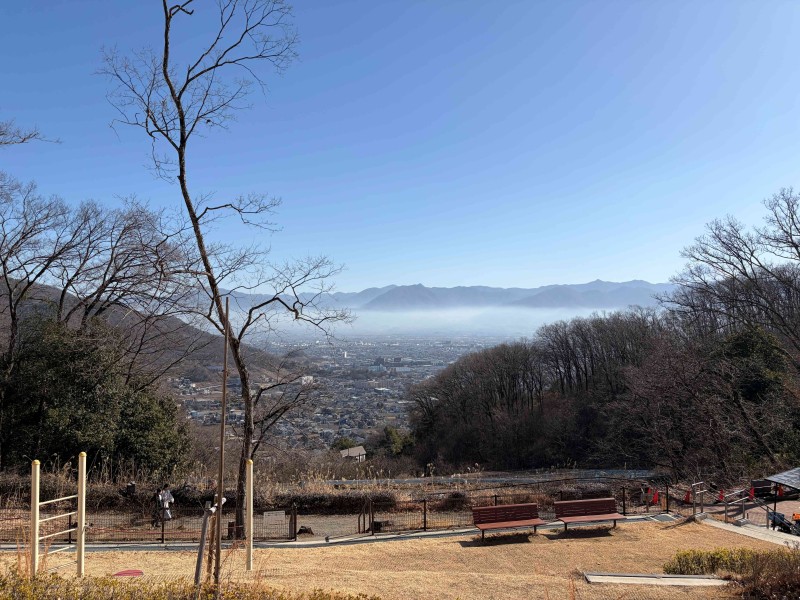 山梨県立科学館　子ども遊び場　こどもの国　山梨　移住